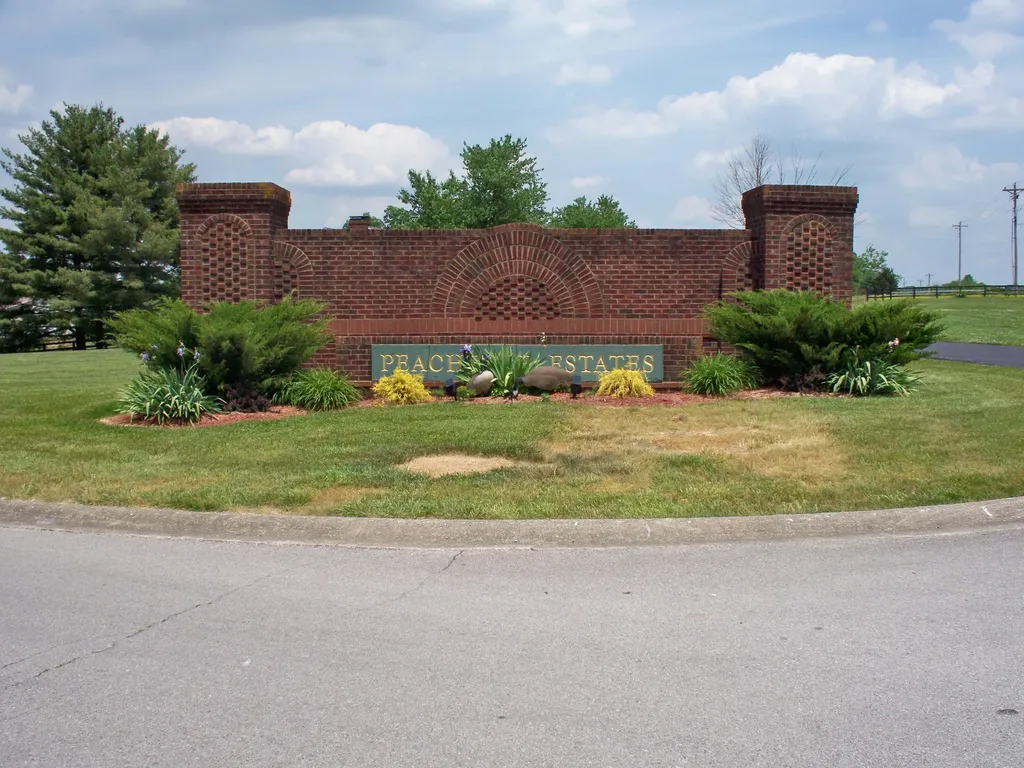 23 Freestone Way Lawrenceburg KY 40342