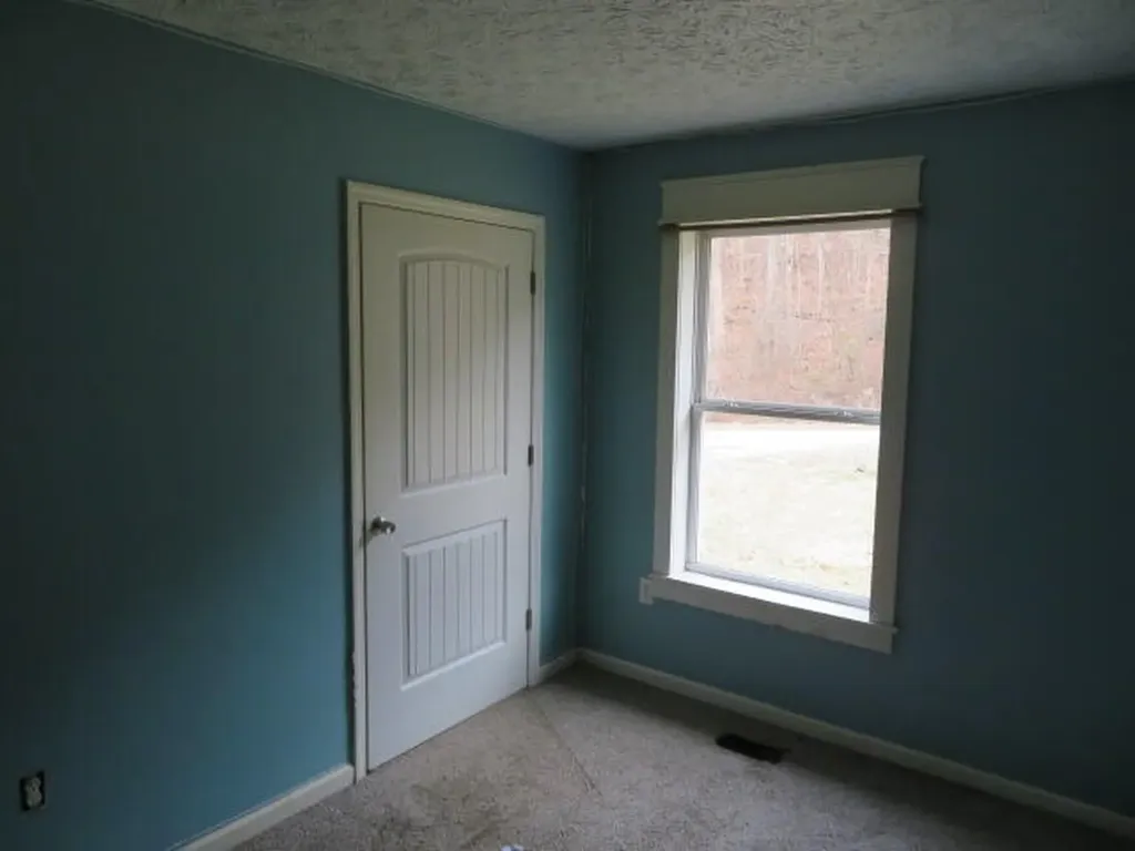 566 Lantern Way Frenchburg KY 40322