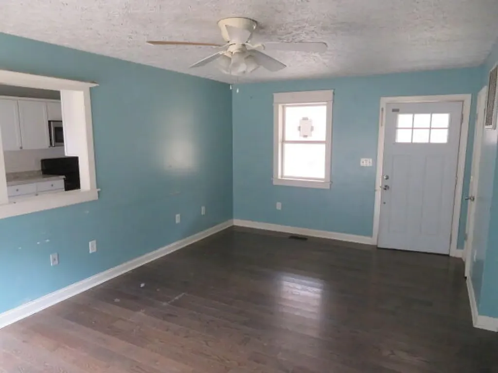 566 Lantern Way Frenchburg KY 40322