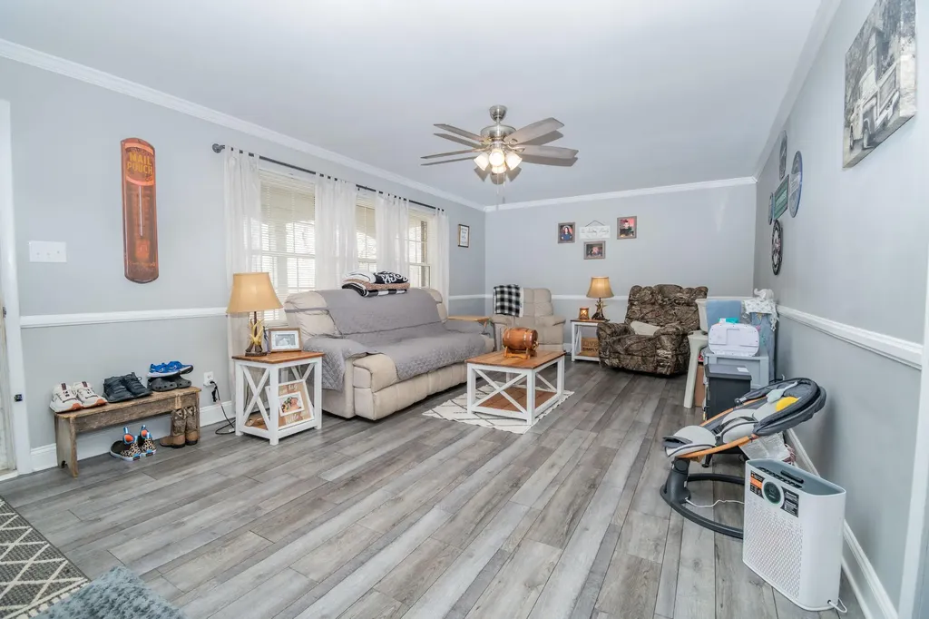 1104 Short Hollow Road Beattyville KY 41311