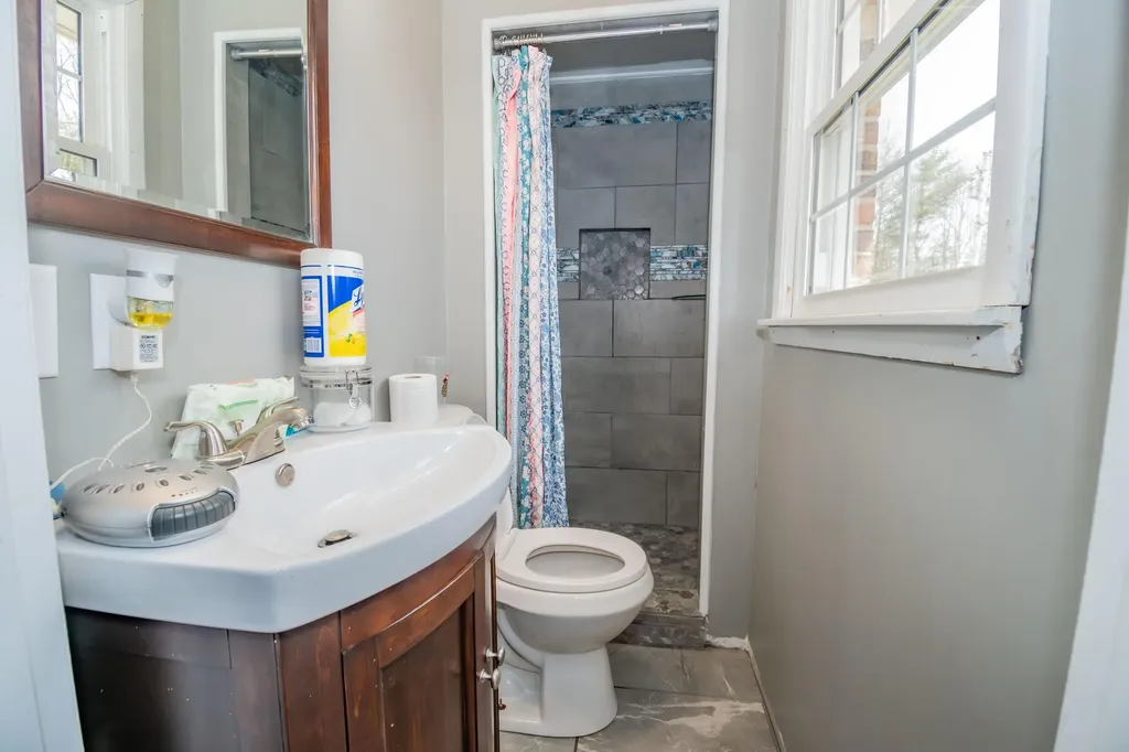 1104 Short Hollow Road Beattyville KY 41311