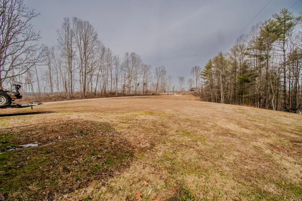 1104 Short Hollow Road Beattyville KY 41311