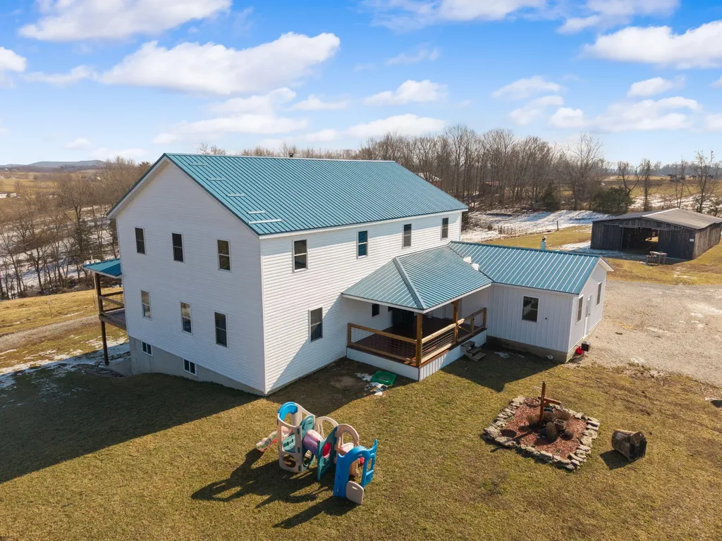 2066 Mudsock Road Hillsboro KY 41049