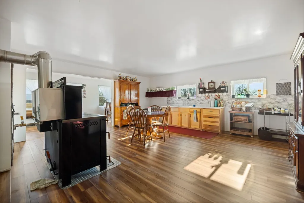 2066 Mudsock Road Hillsboro KY 41049