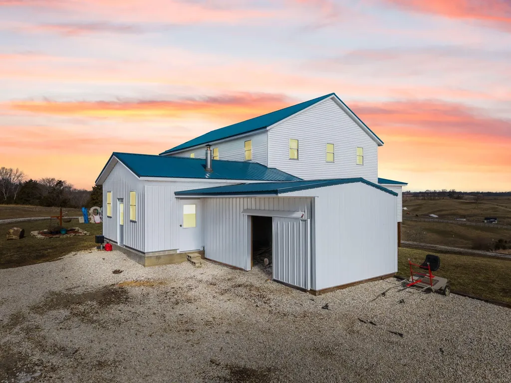2066 Mudsock Road Hillsboro KY 41049