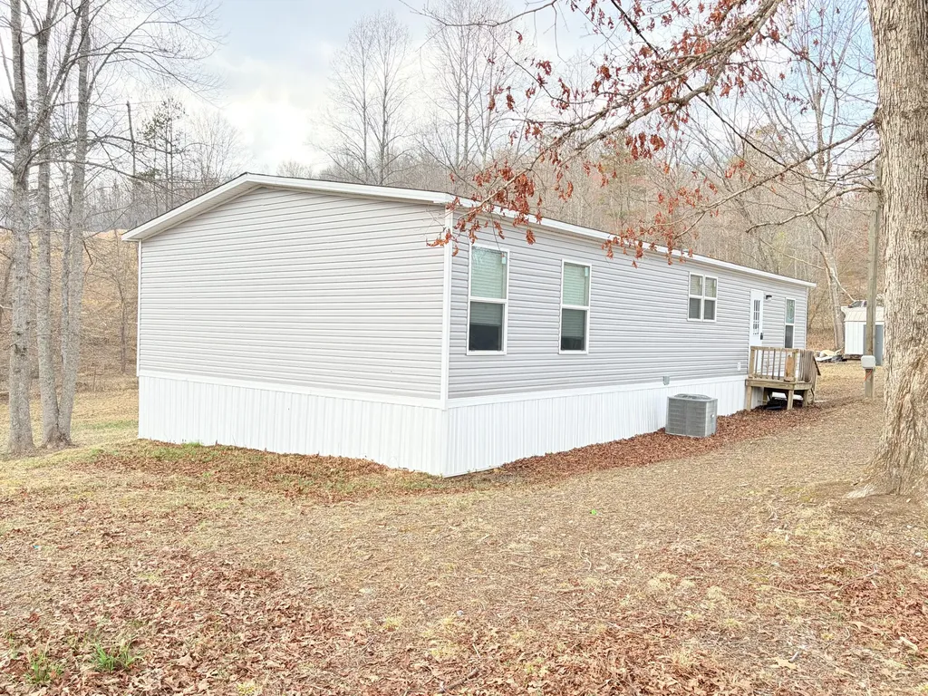 171 Acorn Lane Corbin KY 40701