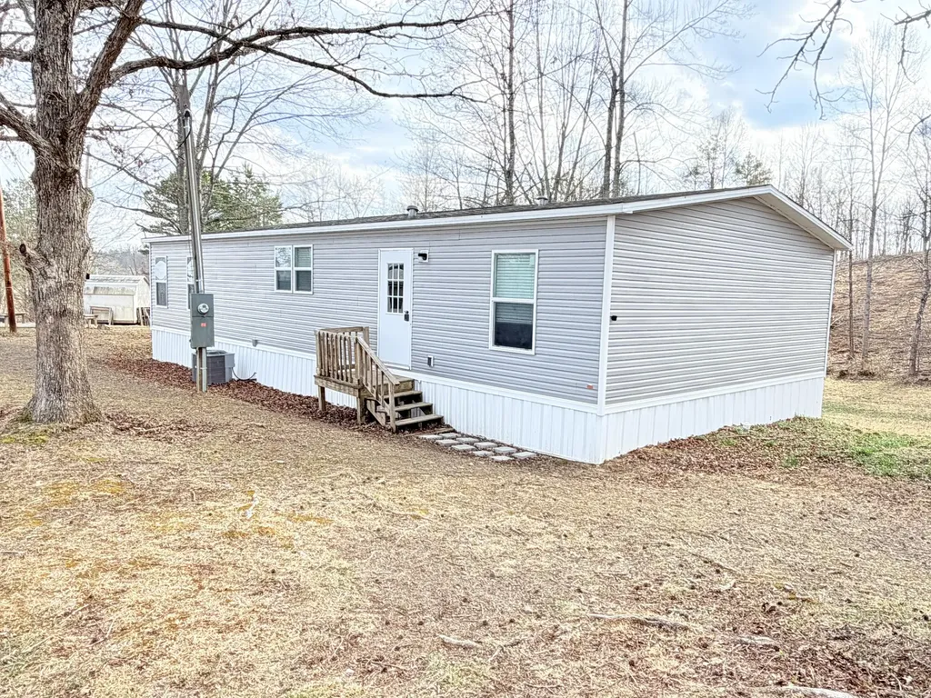 171 Acorn Lane Corbin KY 40701