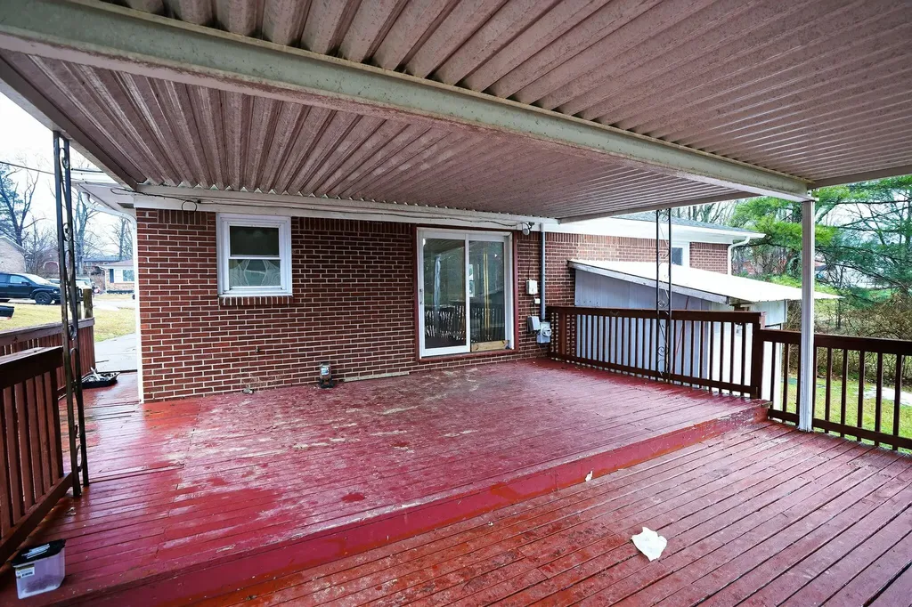 115 Coolbrook Drive Frankfort KY 40601
