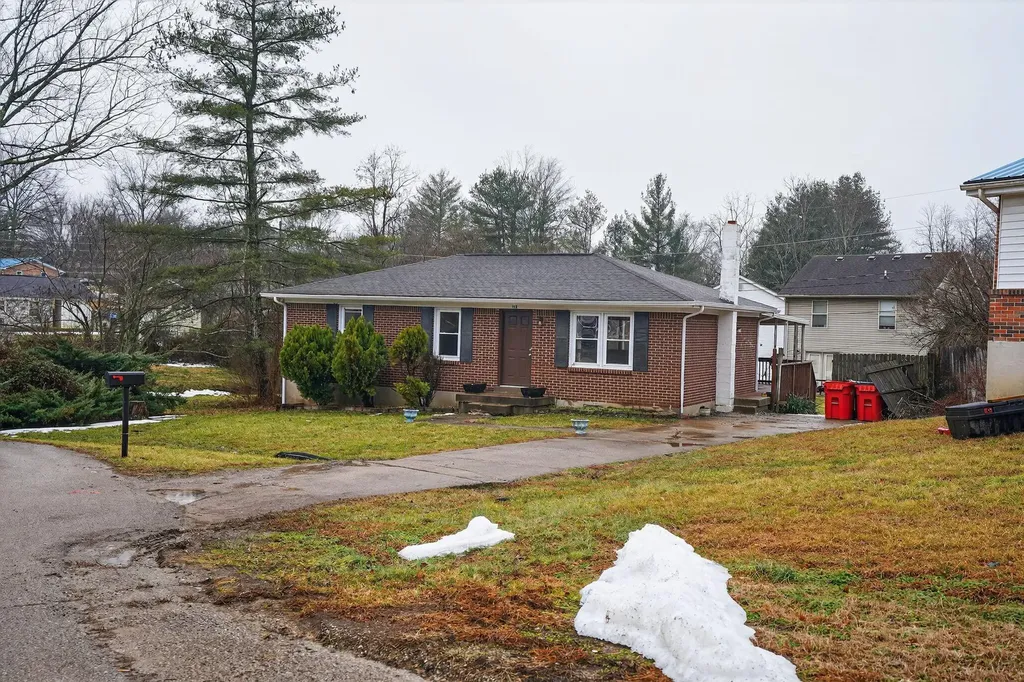 115 Coolbrook Drive Frankfort KY 40601