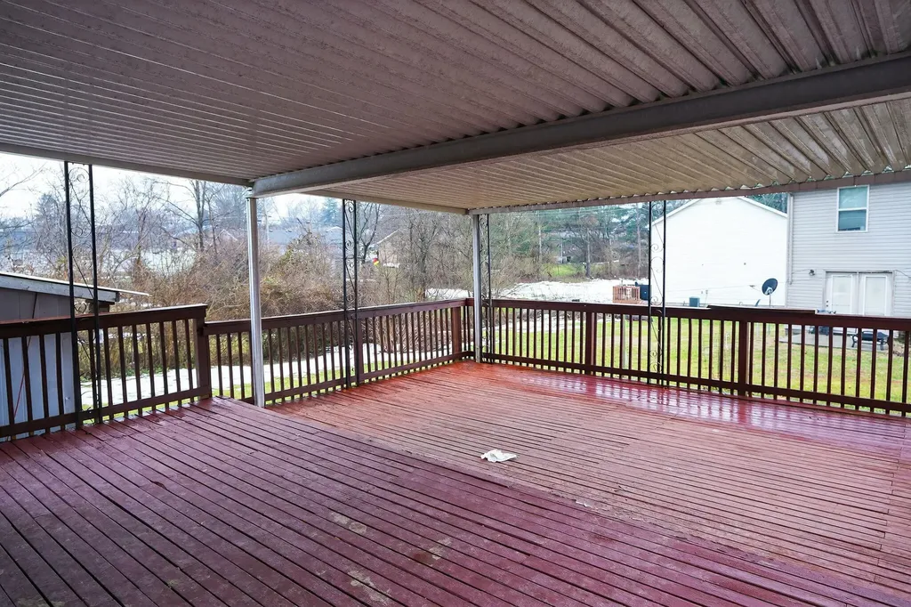 115 Coolbrook Drive Frankfort KY 40601