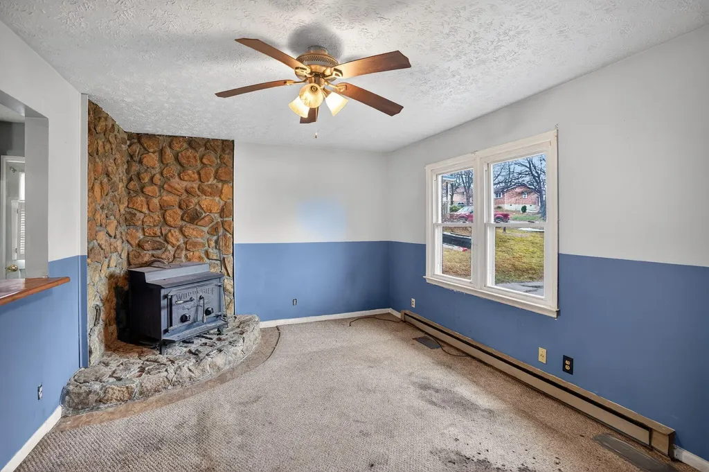 115 Coolbrook Drive Frankfort KY 40601