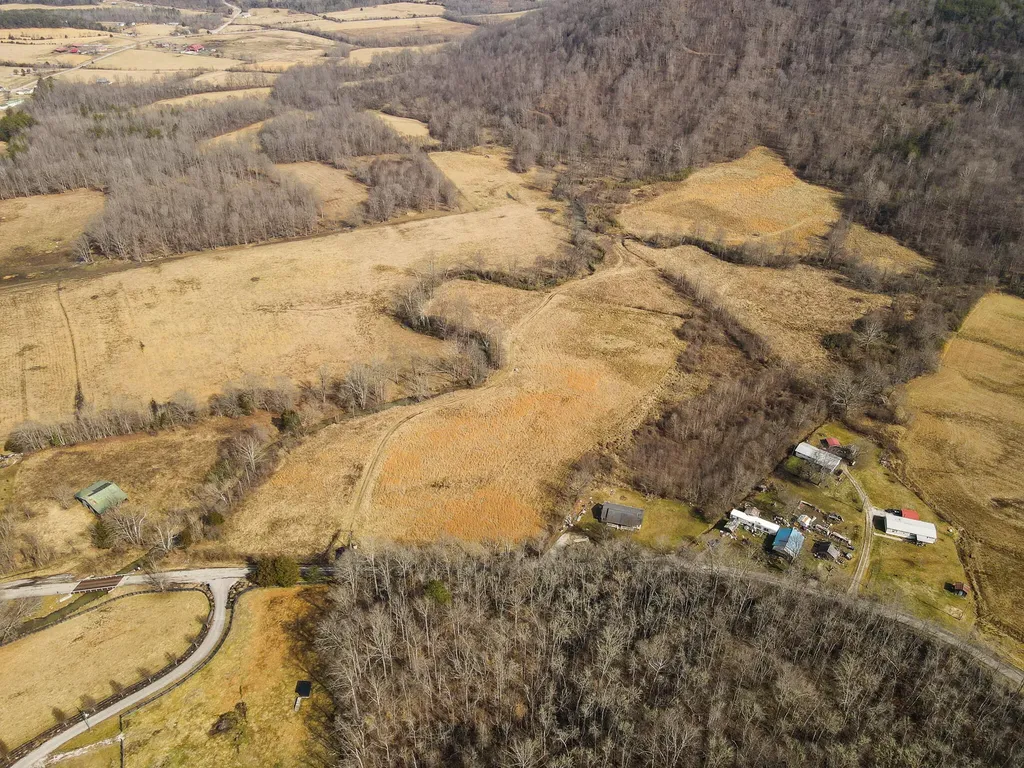 9999 Little Wolf Creek Road Williamsburg KY 40769