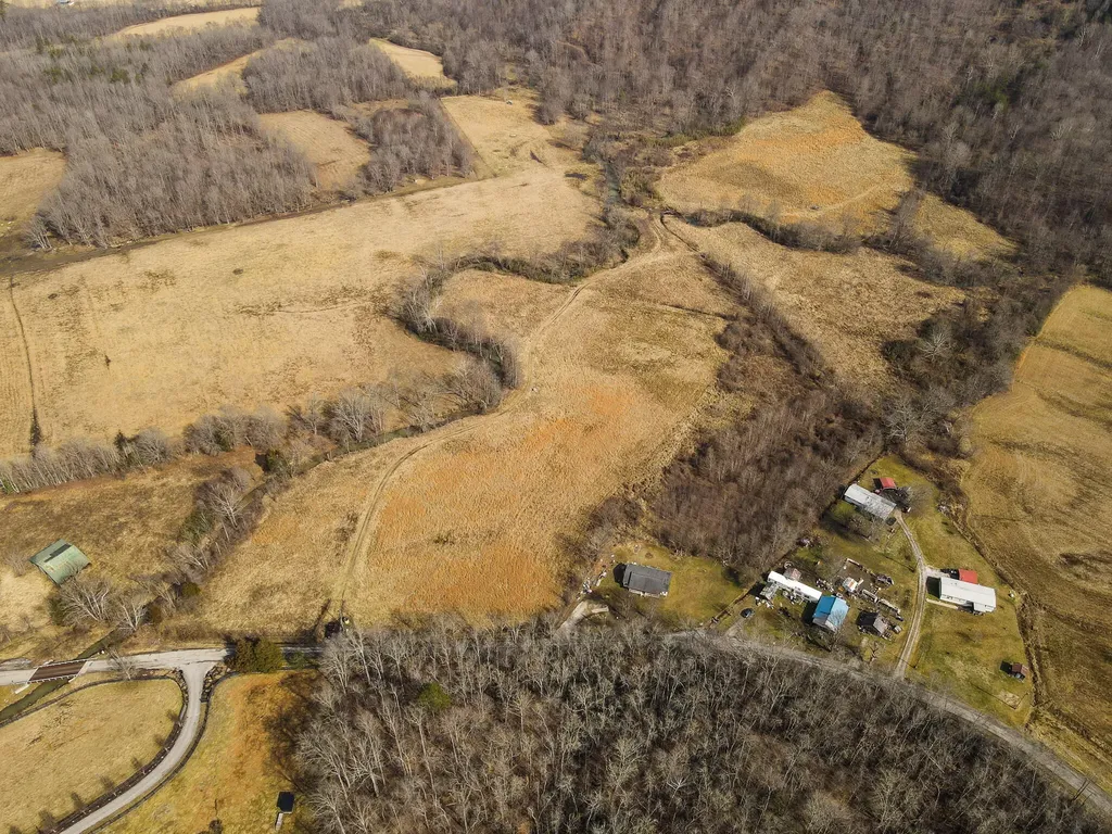 9999 Little Wolf Creek Road Williamsburg KY 40769