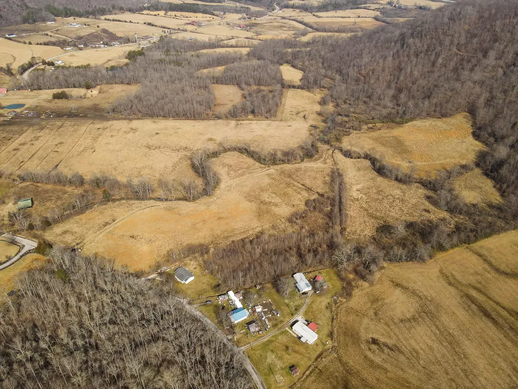 9999 Little Wolf Creek Road Williamsburg KY 40769