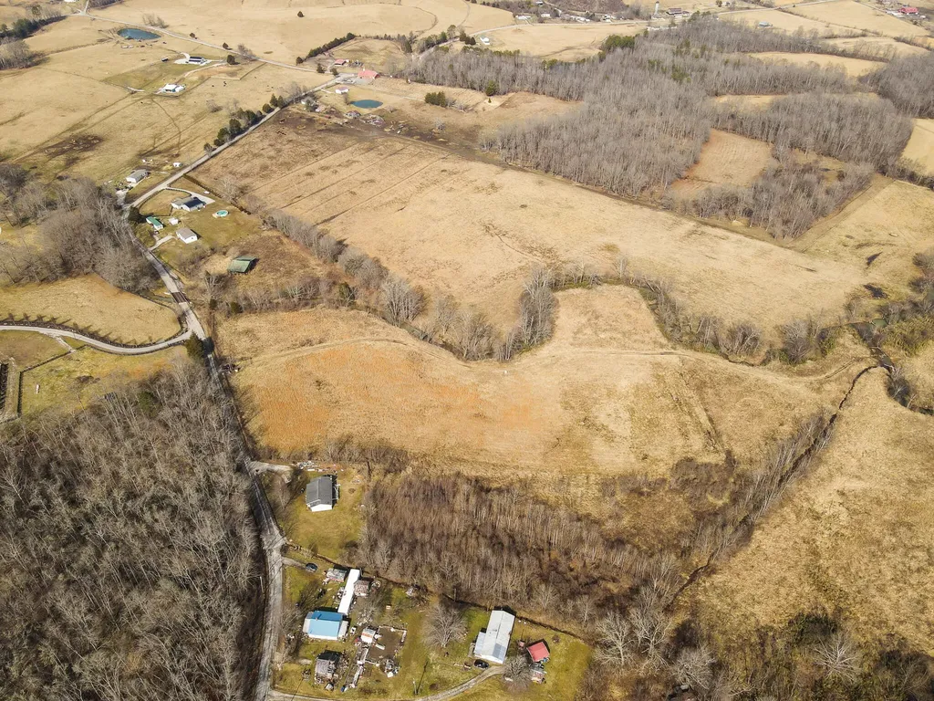 9999 Little Wolf Creek Road Williamsburg KY 40769