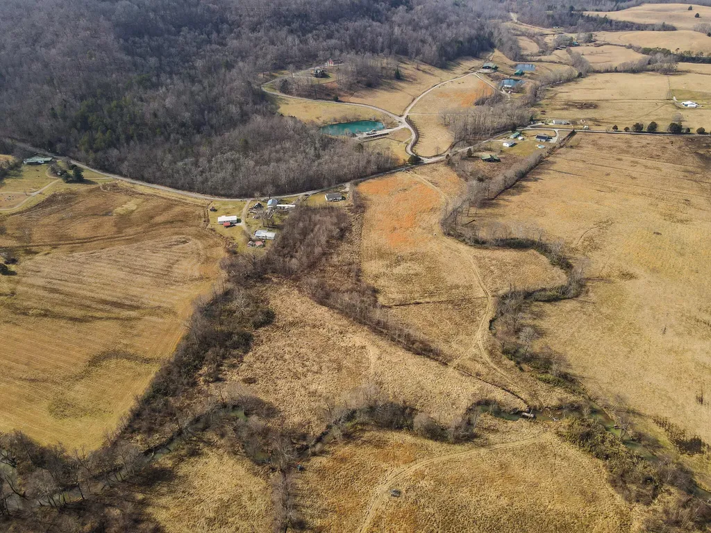 9999 Little Wolf Creek Road Williamsburg KY 40769