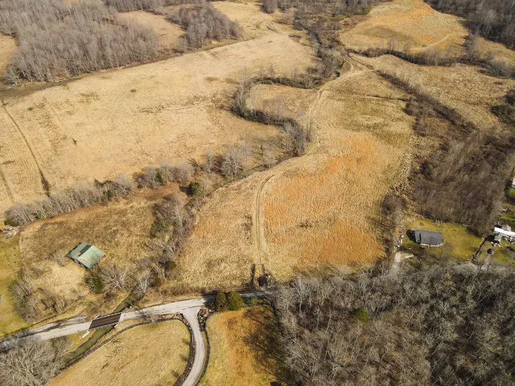 9999 Little Wolf Creek Road Williamsburg KY 40769