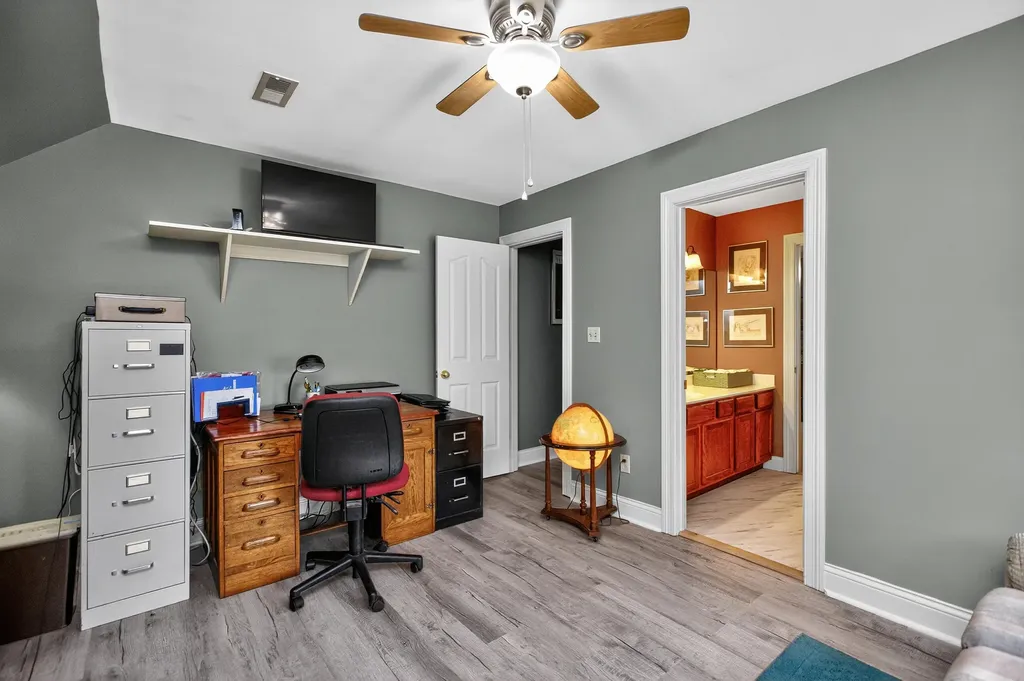 221 N Homestead Lane Lancaster KY 40444
