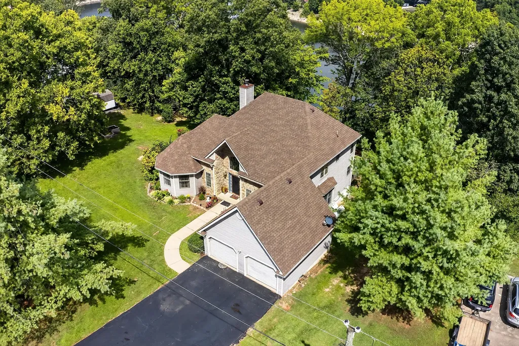 221 N Homestead Lane Lancaster KY 40444