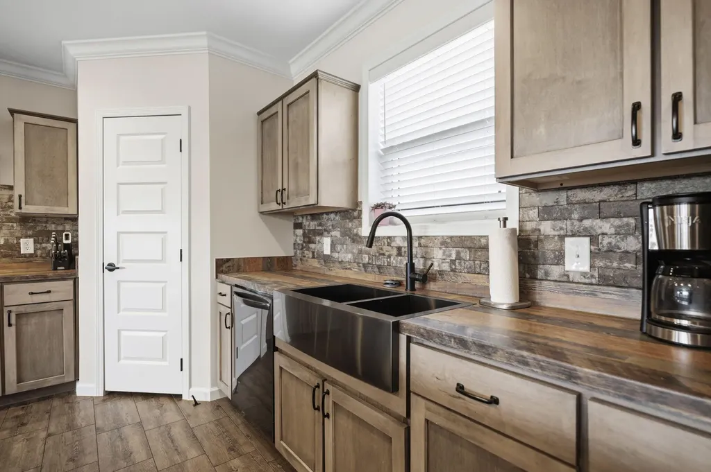 948 Charlie Norris Road Richmond KY 40475