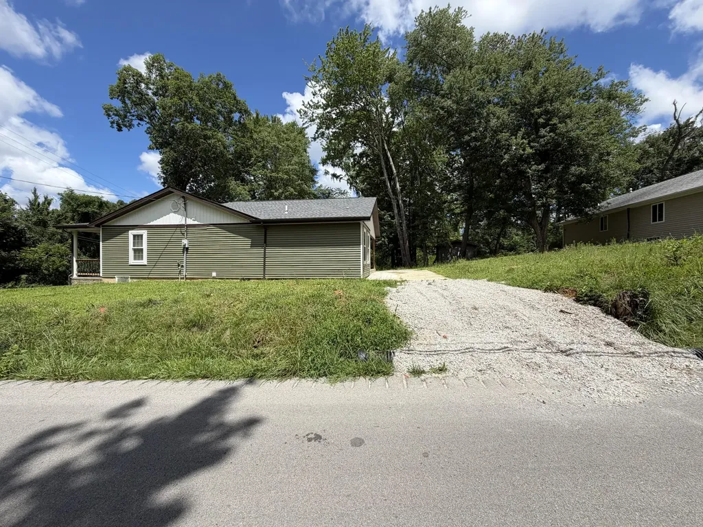 1086 Moore Hill Avenue Corbin KY 40701