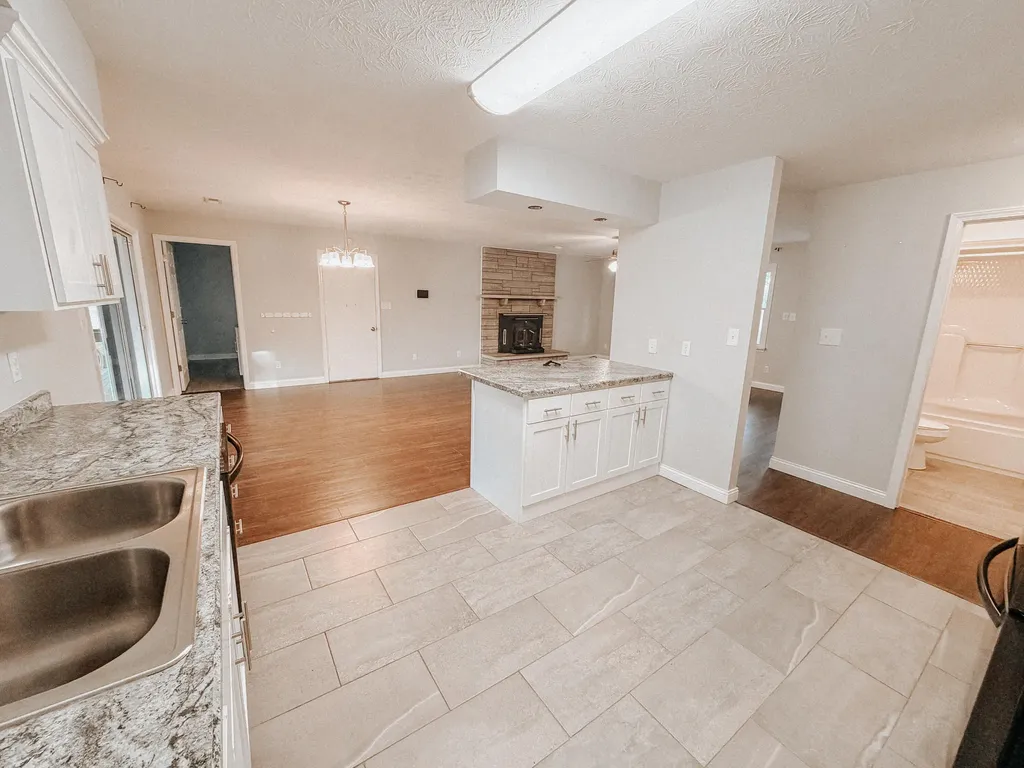 209 Hilltop Drive Nancy KY 42544