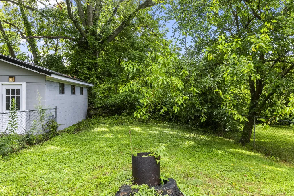 79 Central Avenue Berea KY 40403