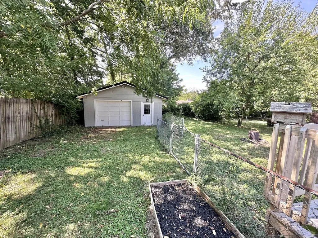 79 Central Avenue Berea KY 40403