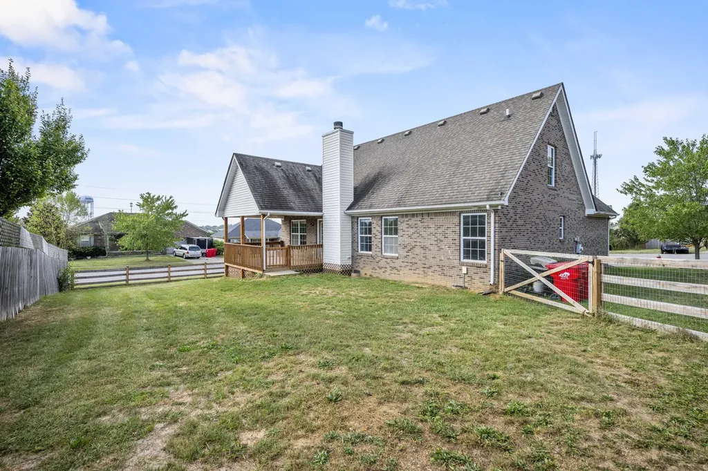 105 Preston Place Nicholasville KY 40356