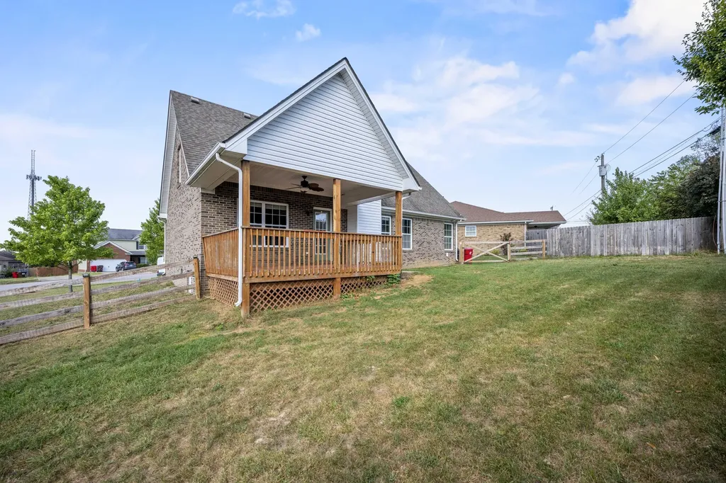 105 Preston Place Nicholasville KY 40356