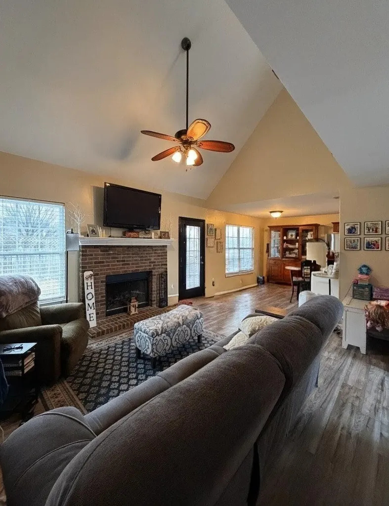 105 Preston Place Nicholasville KY 40356