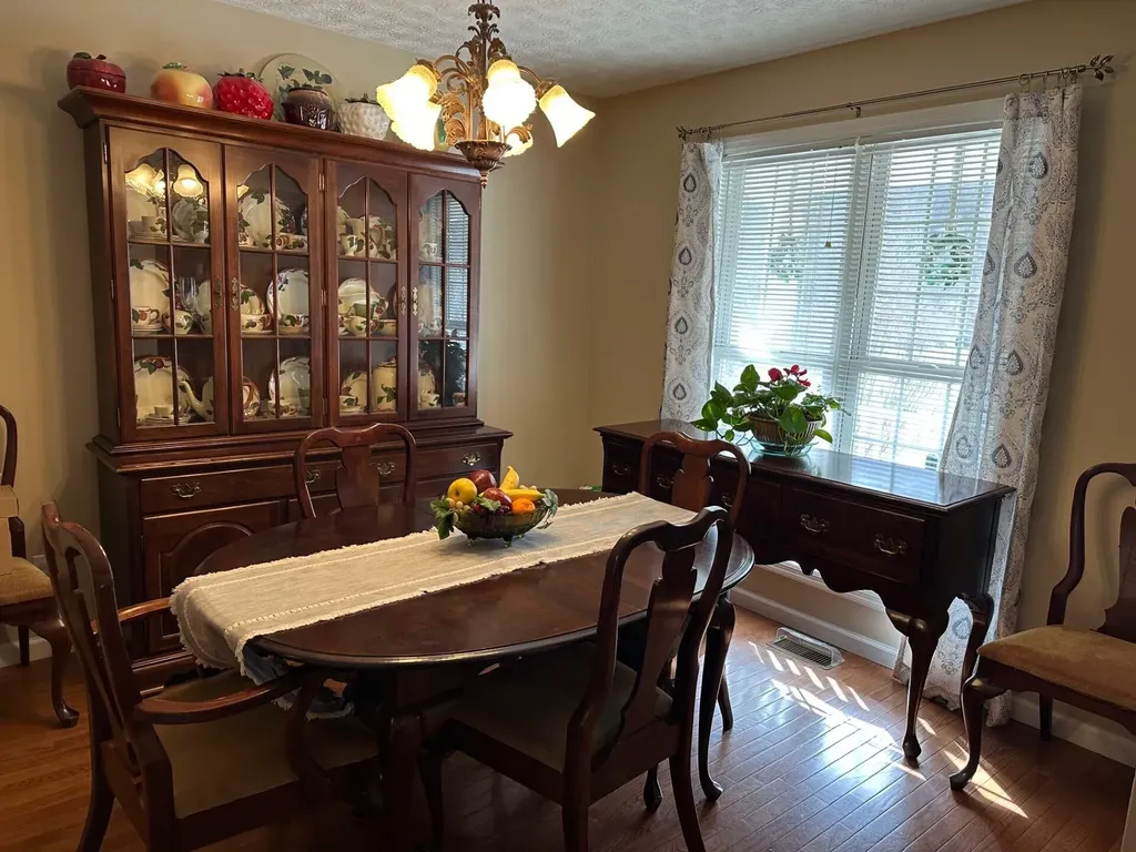 490 Ponderosa Drive Paintsville KY 41240