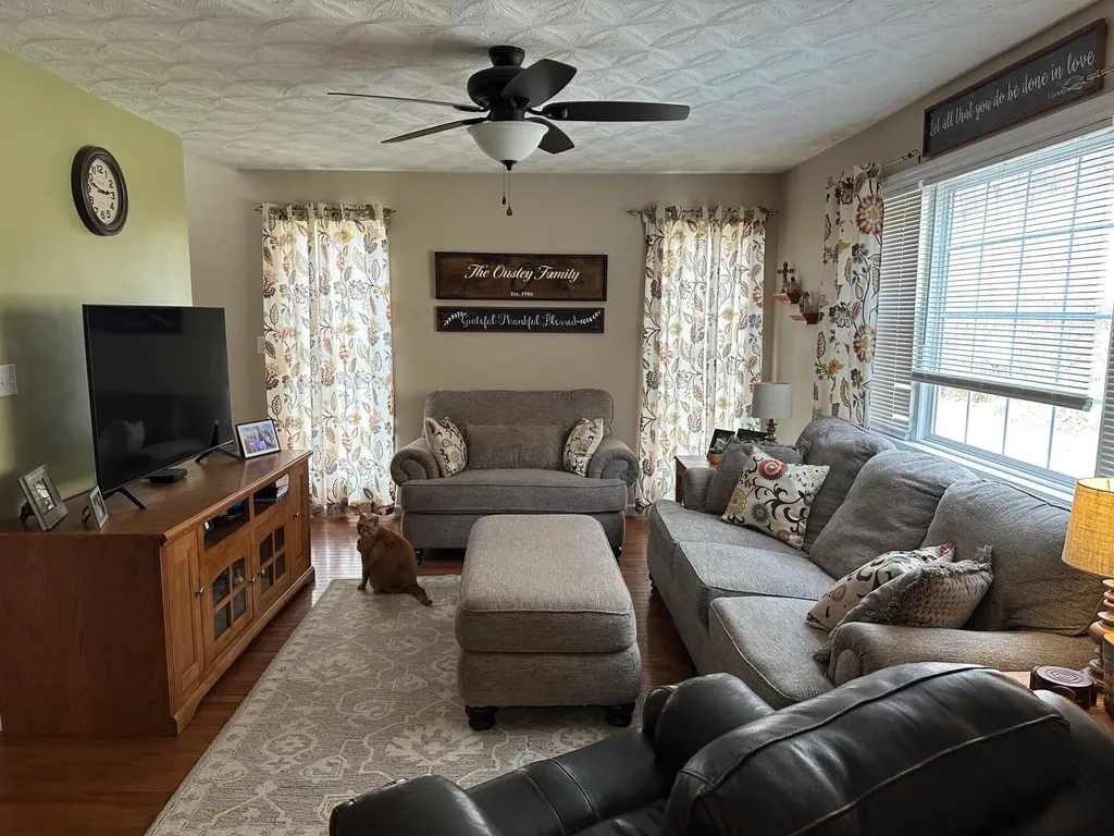 490 Ponderosa Drive Paintsville KY 41240