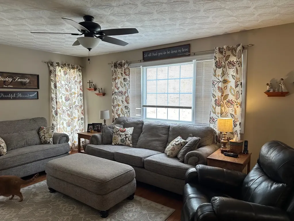 490 Ponderosa Drive Paintsville KY 41240