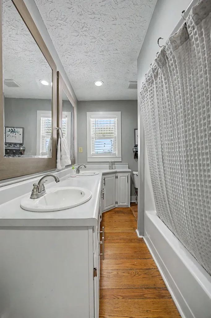 12641 Troy Pike Versailles KY 40383