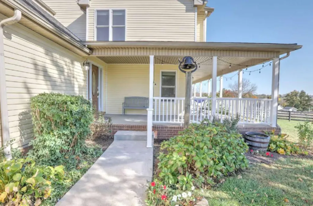 12641 Troy Pike Versailles KY 40383