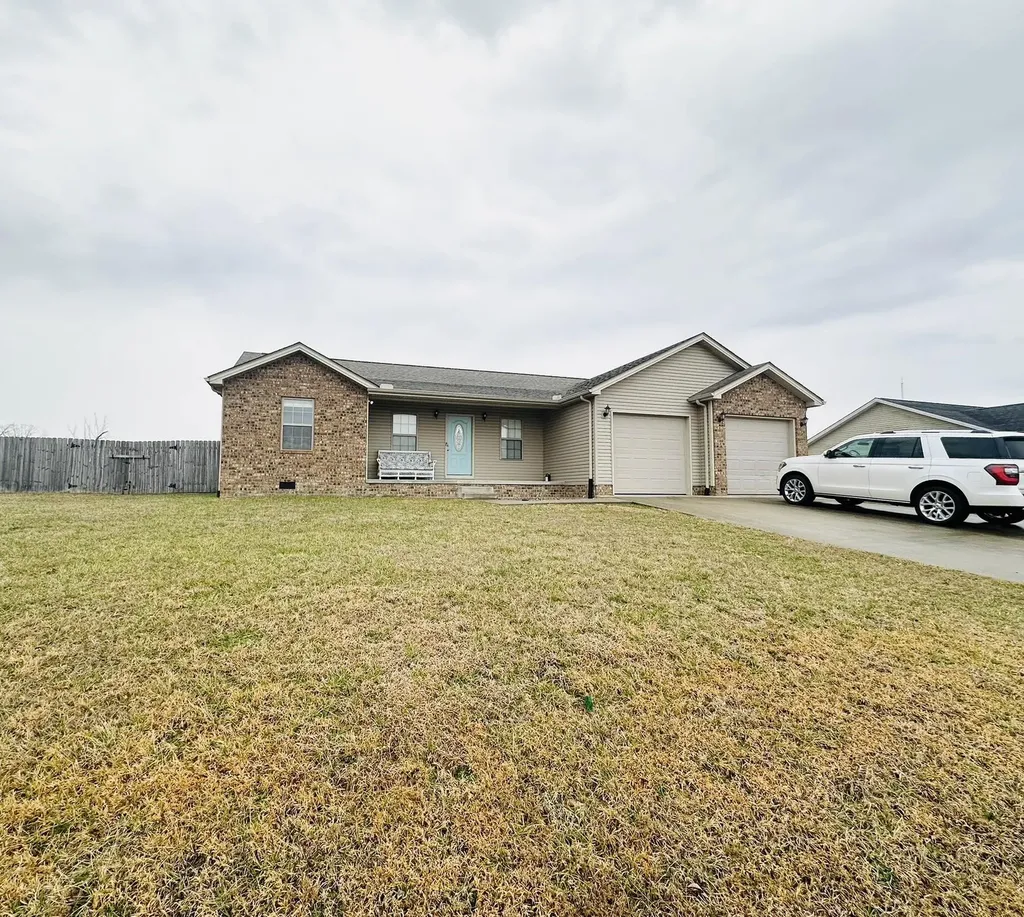 2209 Rooks Branch Road Keavy KY 40737
