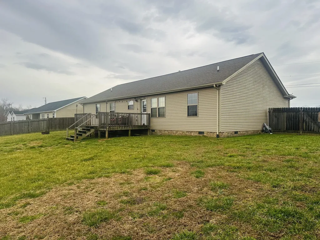2209 Rooks Branch Road Keavy KY 40737