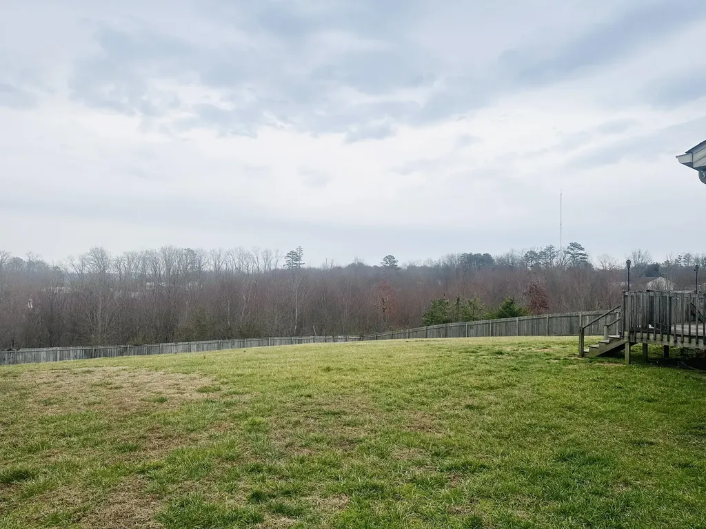 2209 Rooks Branch Road Keavy KY 40737