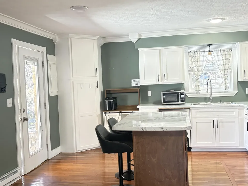8209 Ky-11 Green Road KY 40946
