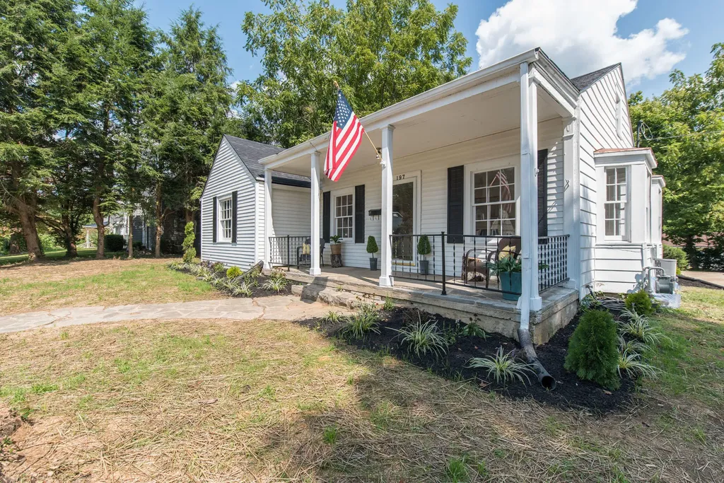 197 Antwerp Avenue Mt Sterling KY 40353