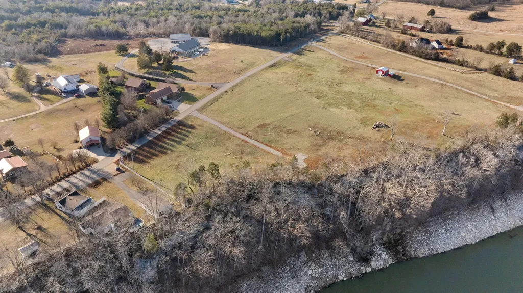 1 Colyer Road Bronston KY 42518