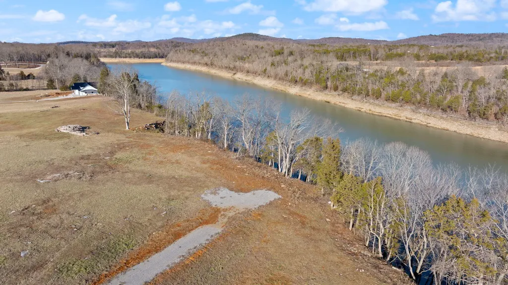 1 Colyer Road Bronston KY 42518