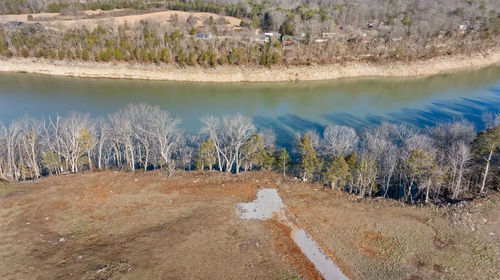 1 Colyer Road Bronston KY 42518