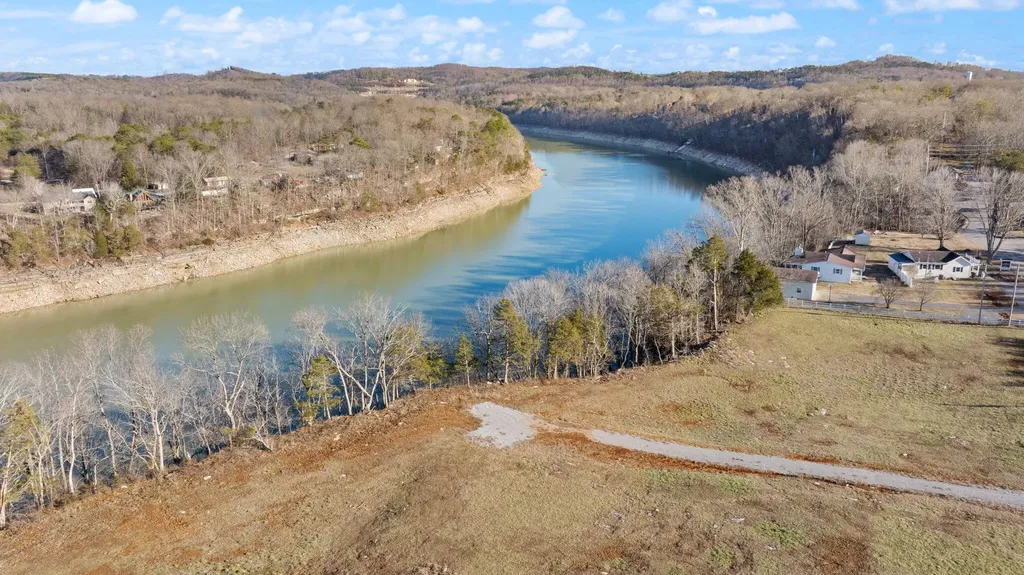 1 Colyer Road Bronston KY 42518