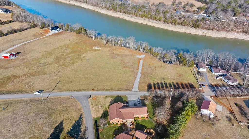 1 Colyer Road Bronston KY 42518
