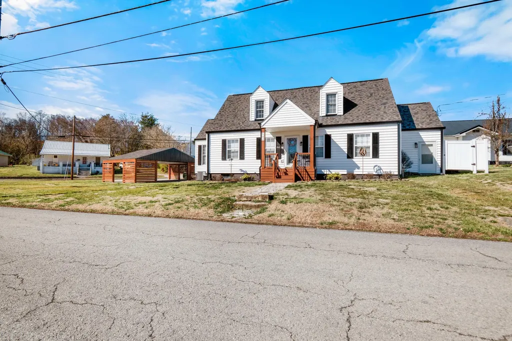 542 S 2nd Street Williamsburg KY 40769