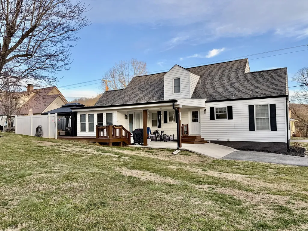 542 S 2nd Street Williamsburg KY 40769