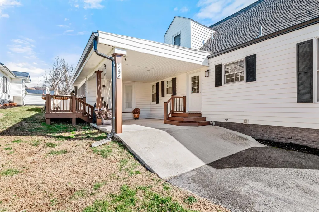 542 S 2nd Street Williamsburg KY 40769