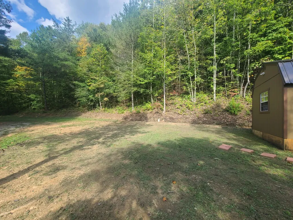 799 Coal Hollow Road Manchester KY 40962
